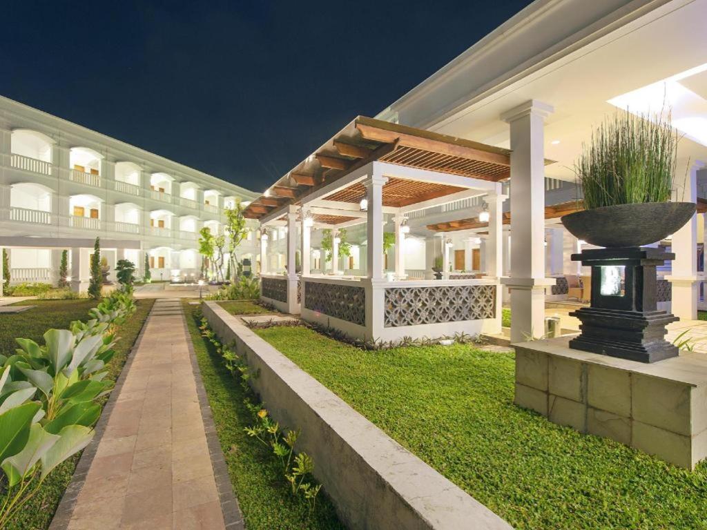Hotel Ammi Cepu Esterno foto