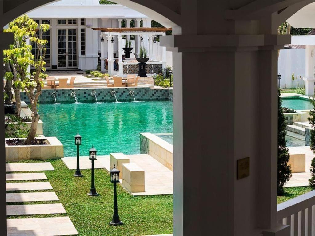 Hotel Ammi Cepu Esterno foto